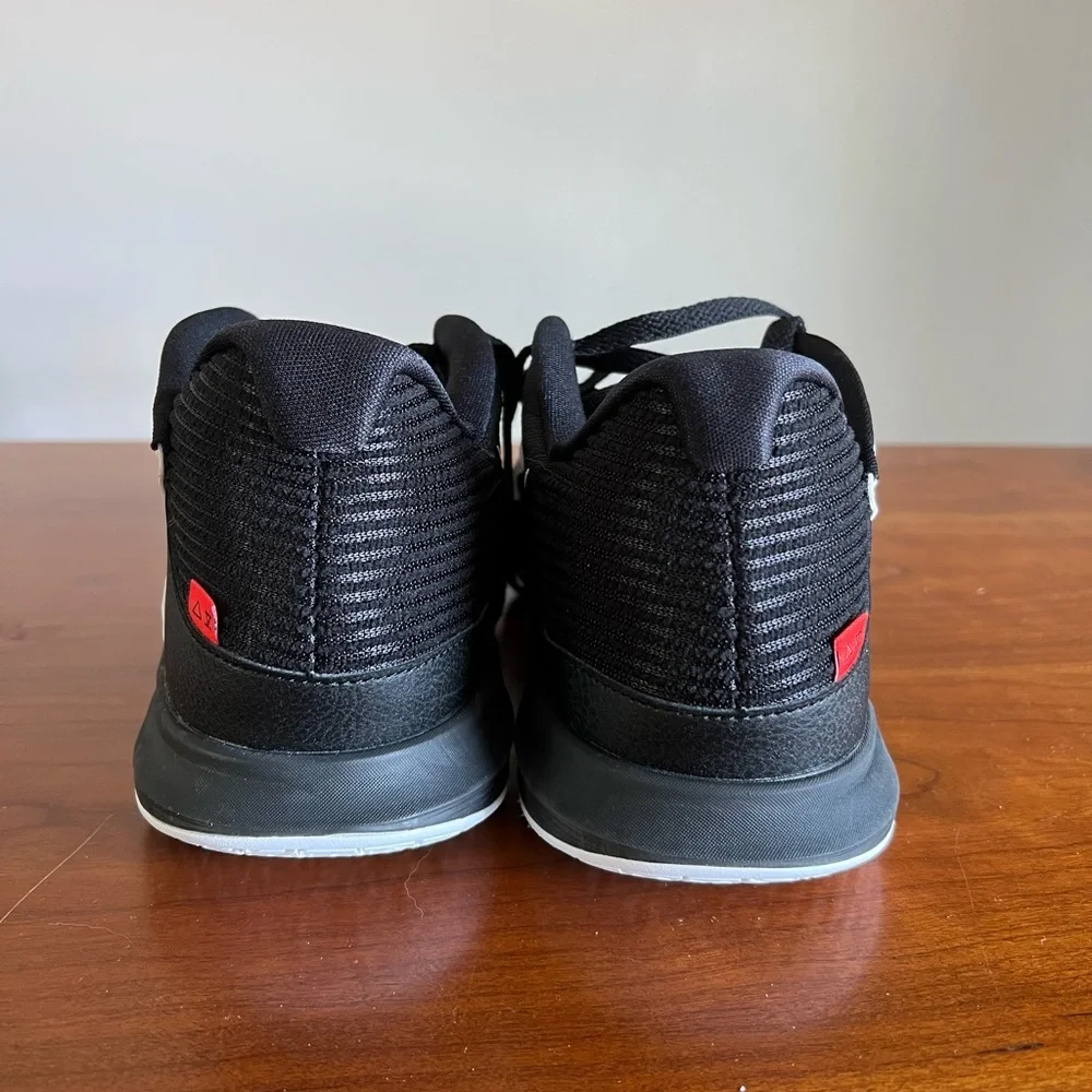 Nike Kyrie Irving Low 5 red Black DJ6012-001 Men's Basketball no box - Picture 5 of 5